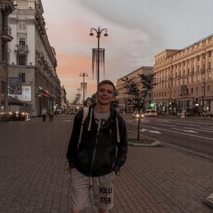 Парни в Калининграде: Артем, 25 - ищет девушку из Калининграда