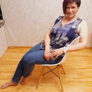 Девушки в Томске: Татьяна, 53 - ищет парня из Томска
