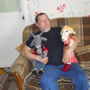 Парни в Челябинске: Александр, 63 - ищет девушку из Челябинска