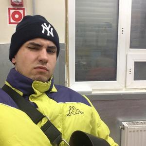 Парни в Гатчине: Георгий, 28 - ищет девушку из Гатчины