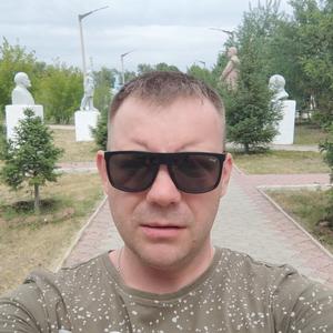 Парни в Мирный (Саха (Якутия)): Vladimir Vladimirov, 36 - ищет девушку из Мирный (Саха (Якутия))