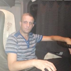 Парни в Перми: Илья, 43 - ищет девушку из Перми