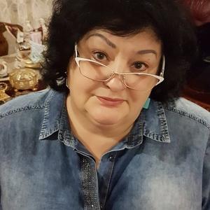 Девушки в Казани (Татарстан): Надежда, 69 - ищет парня из Казани (Татарстан)