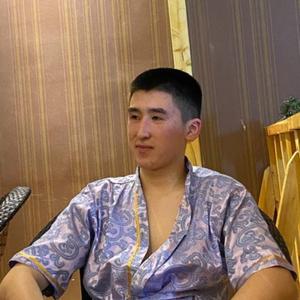 Парни в Якутске: Kanyu, 20 - ищет девушку из Якутска