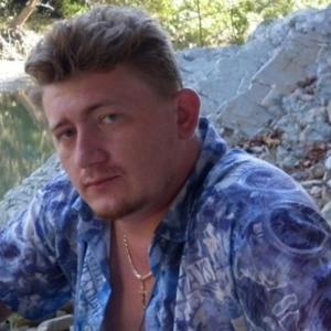 Игорь, 38 лет, Астрахань