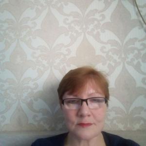 Девушки в Череповце: Ольга, 61 - ищет парня из Череповца