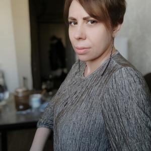 Девушки в Нефтеюганске: Анастасия, 39 - ищет парня из Нефтеюганска