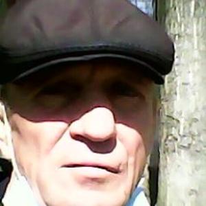 Парни в Волгограде: Вячеслав, 63 - ищет девушку из Волгограда