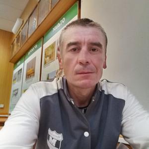 Парни в Омске: Евгений Семенов, 45 - ищет девушку из Омска
