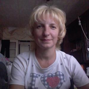 Девушки в Егорьевске: Елена Оумартинен, 45 - ищет парня из Егорьевска
