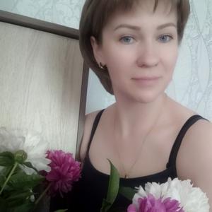 Девушки в Омске: Мария, 35 - ищет парня из Омска