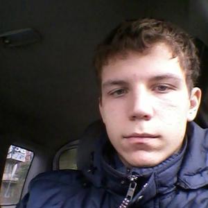 Артём, 26 лет, Омск
