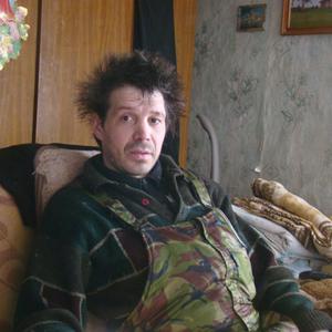 Виктор, 45 лет, Карпинск