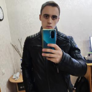 Виктор, 22 года, Ростов-на-Дону