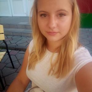 Девушки в Бердичеве: Анна, 23 - ищет парня из Бердичева