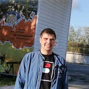 Парни в Нижневартовске: Владимир, 39 - ищет девушку из Нижневартовска