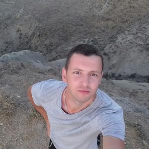 Парни в Вологде: Антон, 35 - ищет девушку из Вологды