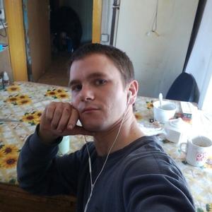 Парни в Владивостоке: Сергей, 29 - ищет девушку из Владивостока