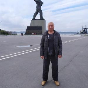 Валентин, 69 лет, Санкт-Петербург