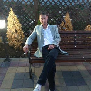 Парни в Сальске: Александр, 40 - ищет девушку из Сальска