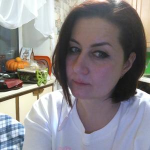 Девушки в Екатеринбурге: Liliya, 46 - ищет парня из Екатеринбурга