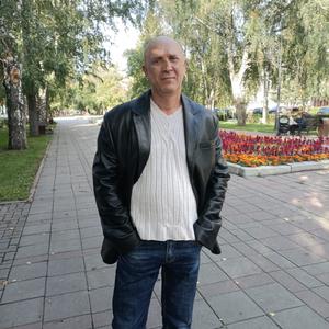 Парни в Кемерово: Иг, 54 - ищет девушку из Кемерово