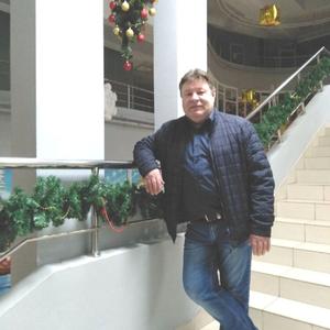 Парни в Вологде: Андрей, 60 - ищет девушку из Вологды