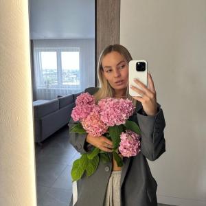 Девушки в Екатеринбурге: Полина, 31 - ищет парня из Екатеринбурга
