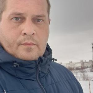 Парни в Мурманске: Сергей, 44 - ищет девушку из Мурманска