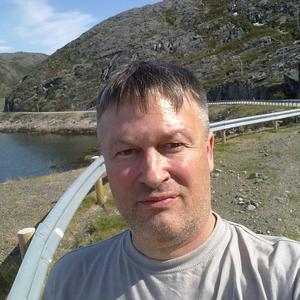 Парни в Мурманске: Олег Сильванович, 58 - ищет девушку из Мурманска