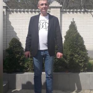 Парни в Курчатове: Роман, 46 - ищет девушку из Курчатова