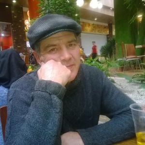 Парни в Саратове: Эдуард Суровцев, 55 - ищет девушку из Саратова