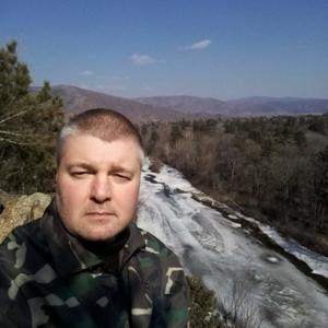 Парни в Владивостоке: Евгений Леонов, 46 - ищет девушку из Владивостока