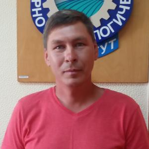 Парни в Йошкар-Оле: Владимир, 48 - ищет девушку из Йошкар-Олы