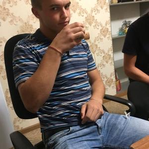 Парни в Ставрополе: Artem S Mi, 24 - ищет девушку из Ставрополя