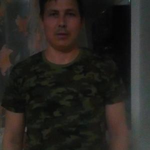 Парни в г. Шумерля (Чувашия): Дмитрий, 42 - ищет девушку из г. Шумерля (Чувашия)