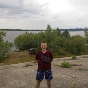 Парни в Нижний Новгороде: Сергей, 18 - ищет девушку из Нижний Новгорода