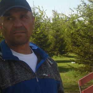 Парни в Черногорске: Алексей, 59 - ищет девушку из Черногорска