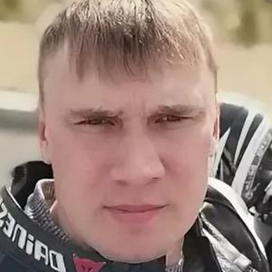 Парни в Минусинске: Сергей Коротких, 36 - ищет девушку из Минусинска