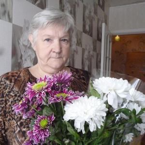 Девушки в Томске: Антонина, 53 - ищет парня из Томска