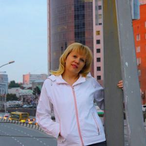 Лариса, 64 года, Новосибирск