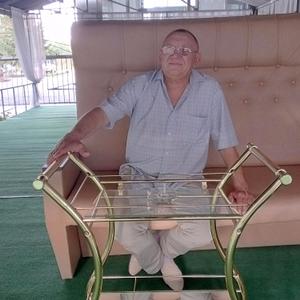 Парни в Омске: Леонид, 82 - ищет девушку из Омска