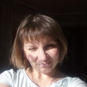 Девушки в Омске: Наталья Солохина, 37 - ищет парня из Омска