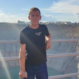 Парни в Якутске: Александр, 41 - ищет девушку из Якутска