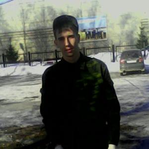 Парни в Димитровграде: Михаил, 28 - ищет девушку из Димитровграда