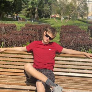 Парни в Волгограде: Алексей, 22 - ищет девушку из Волгограда