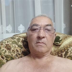 Валерий, 76 лет, Геленджик