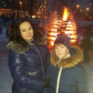 Девушки в Калининграде: Ирина, 53 - ищет парня из Калининграда