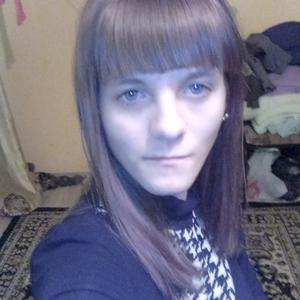 Девушки в Омске: Настюха, 25 - ищет парня из Омска