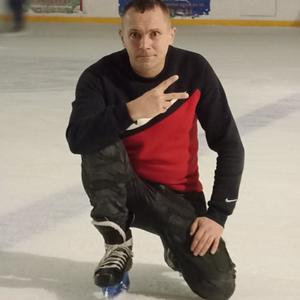Олег, 45 лет, Ивангород